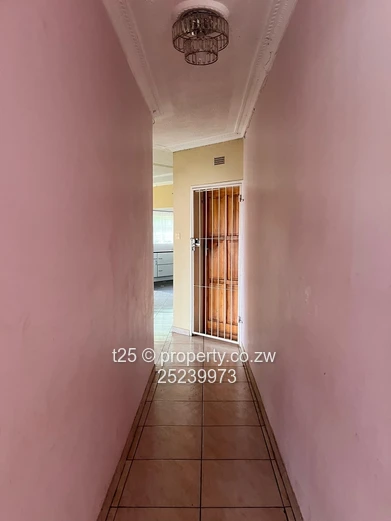 Waterfalls Uplands Mainhouse to Let