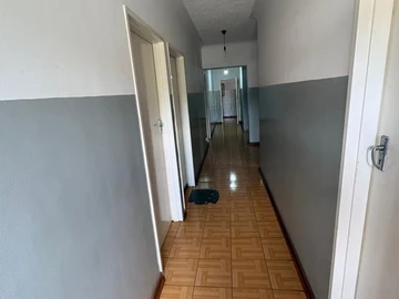 7 Bedroom House