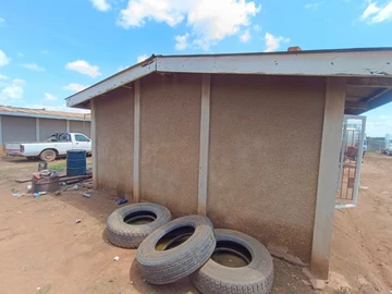 Commercial & Industrial Land