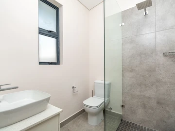 3 Bedroom Garden Flat