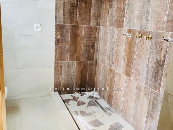 3 Bed House For Sale In Hopelyn