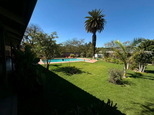 Hotel & Lodge