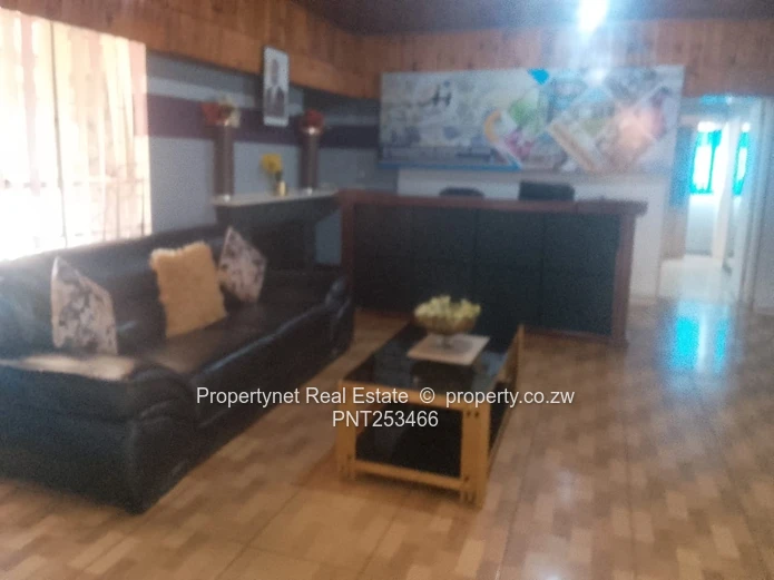 Solid neat family home!!!