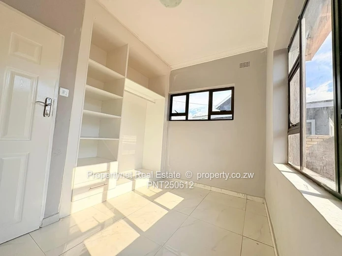 Solid neat family home!!!