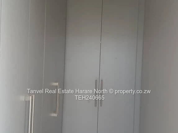 *Borrowdale Nyeredzi Ridge Hse for Sale Mordern  Double Storey Mansion