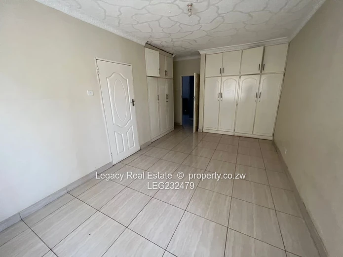 Southlea Park – 3 Bedroom Front Wing To Rent