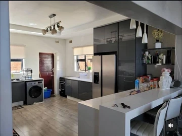 4 Unit Townhouse Complex