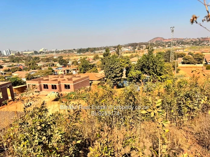 460 sqm for sale in kambuzuma section 4