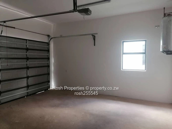 Modern 3-Bed Garden Flat in Borrowdale West with Borehole and Solar