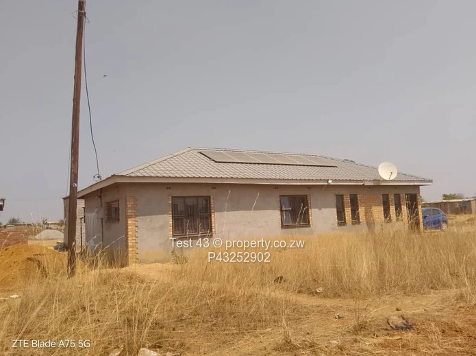 200m² Stand in Chitungwiza - Near Power & New Homes