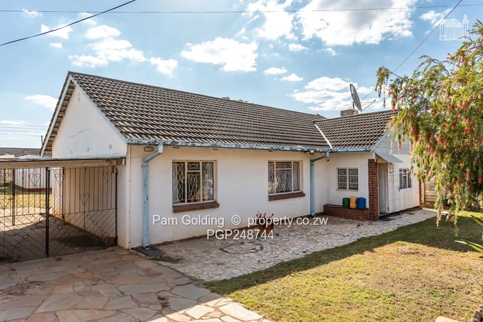 Charming Family Home Cranborne
