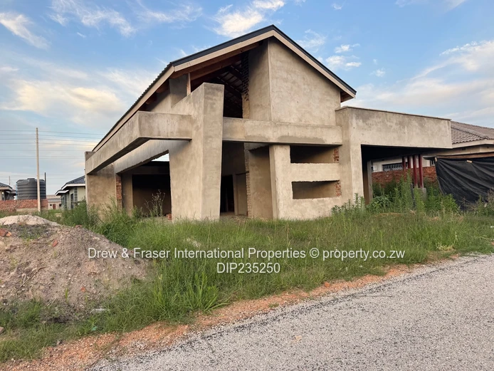 Unfinished 3-Beds house for sale in Mabvazuva