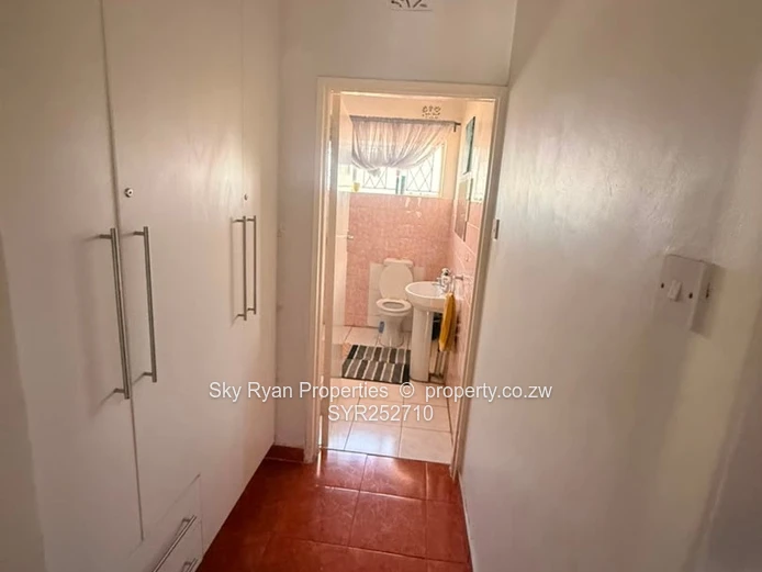 Monavae House To Let 