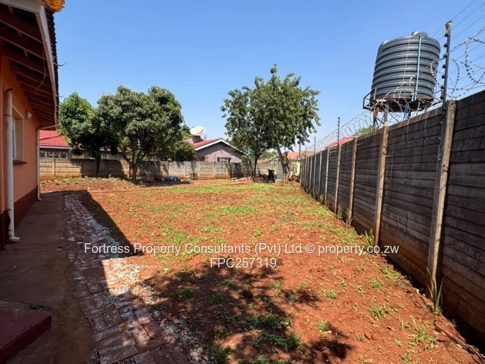 5-Bed House for Rent in Westgate