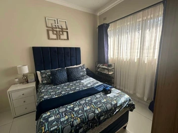 4 Bedroom Garden Flat