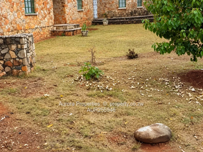 Expansive Farm In Airdale, Nyanga