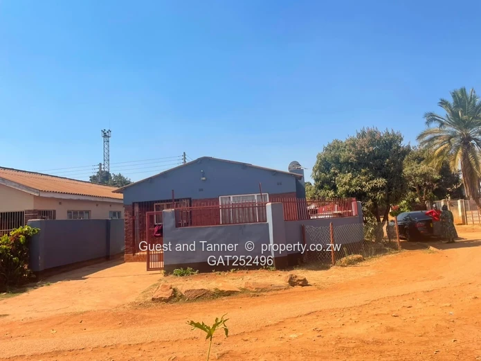 Spacious 5-Bedroom Home on a 200m² Stand 