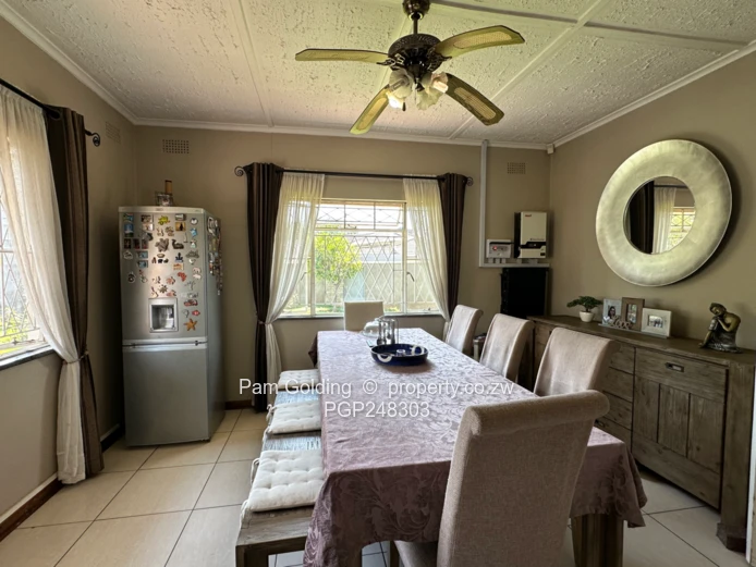 Beautiful Family Home For Sale In Woodlands (Sole Mandate)