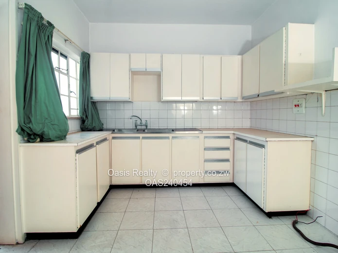 Strategic Harare Central - Townhouse Asset For Sale (Sole Mandate)