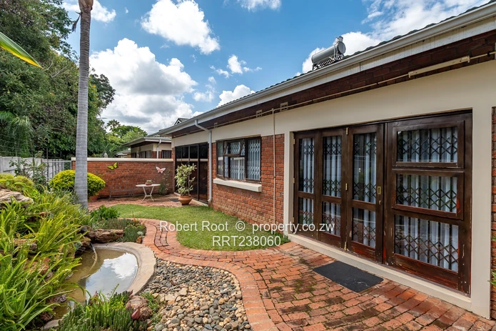 Townhouse For Sale In Newlands
