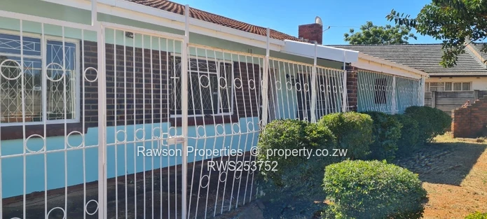 Cotswold, Bulawayo Close To Plumtree Road