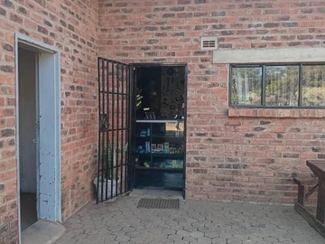 Warehouse & Factory
