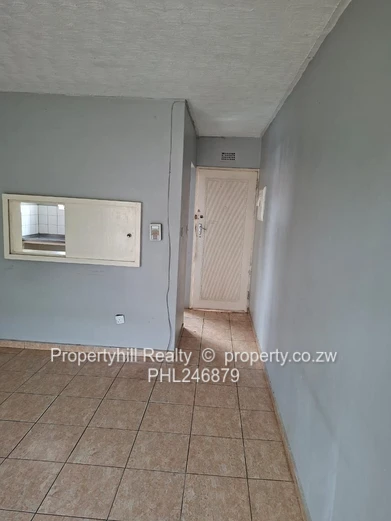 Secure 2-Bed Fully Furnished Garden Flat — Avenues CBD (Sole Mandate)