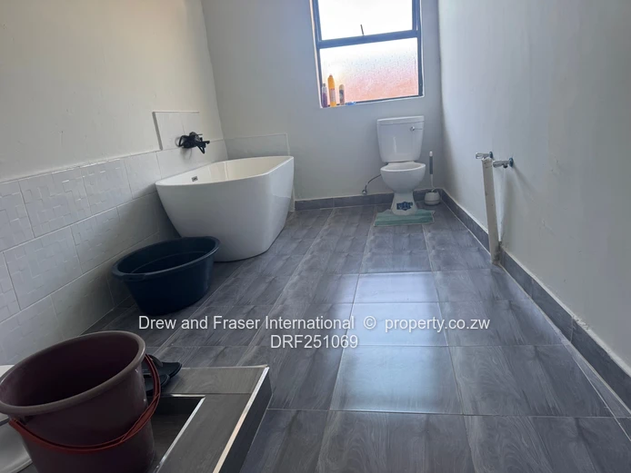 Newly built 4-Bed house for sale in Mabvazuva  $125k
