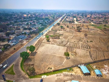 Commercial & Industrial Land