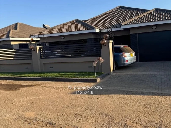 Madokero house to rent 