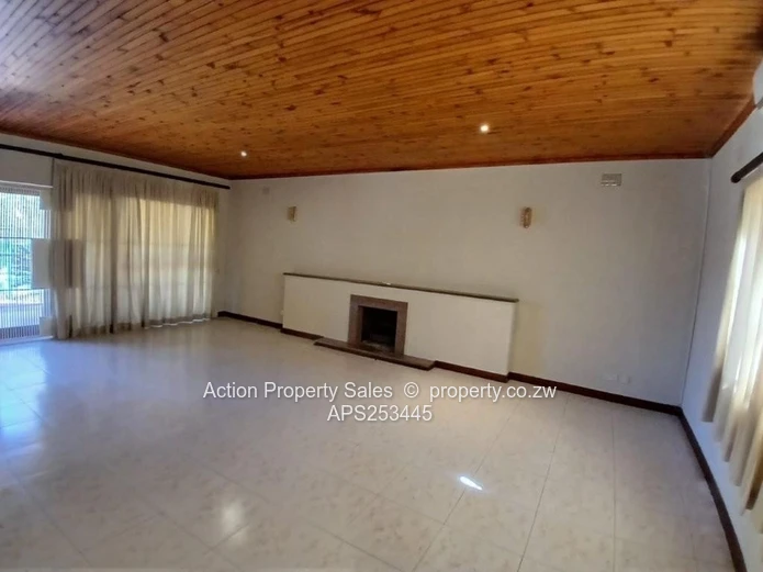 Very Neat Family Home To Rent! 