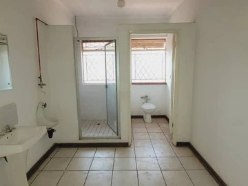 Industrial Property To Let In Bluff Hill