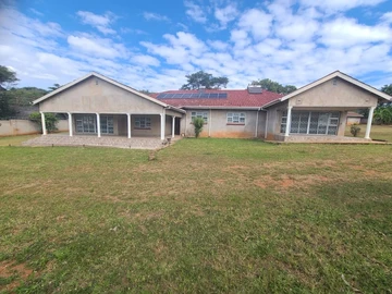 Spacious 5-Bedroom Home set on 4,500sqm on Hessel Road