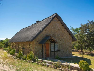 Hotel & Lodge