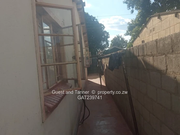 Mabvuku – House for Sale (Council Cession)