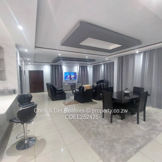 Adylinn - Modern Family Home in a Gated Community