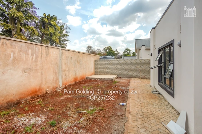 Spacious 3 Bedroom Cluster(semi-detached) for sale in Pomona