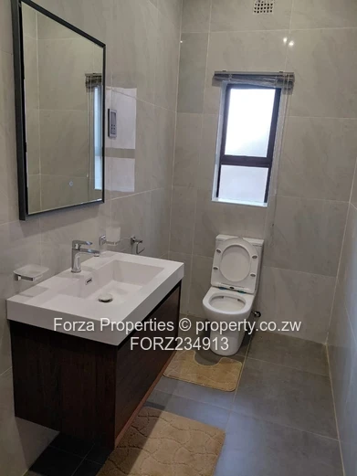 Beautiful 3-Bedroom Cluster Apartment-Mt Pleasant