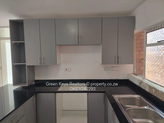 Modern 2-Bed Apartment for rent in Glaudina 