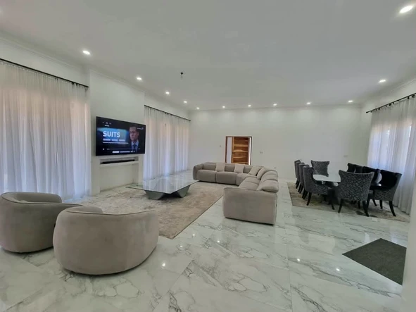 7 Bedroom House