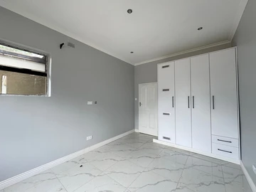 3 Bedroom Garden Flat