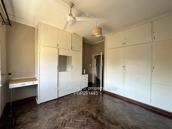 To Let | 2-bed flat US$850/month (Levies Included)