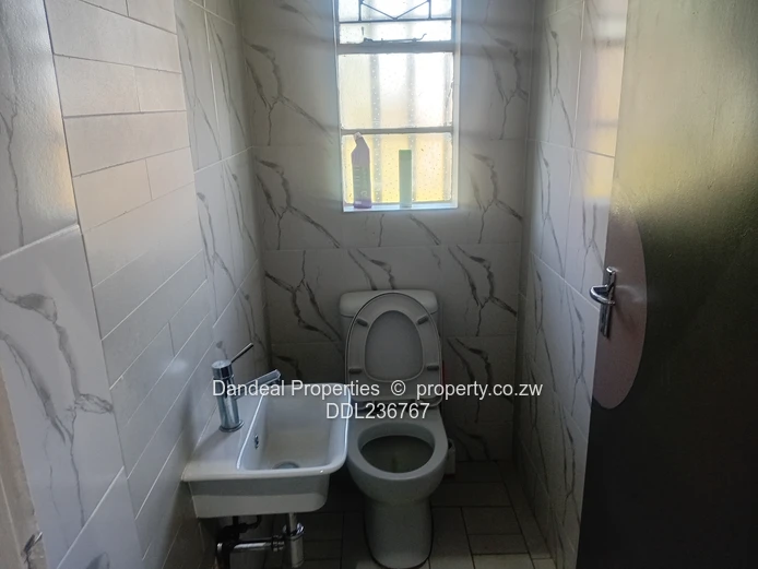 Greendale-Athlone- Along Harare Drive/Fallon Ave