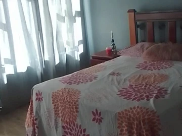 2 Bedroom Flat & Apartment