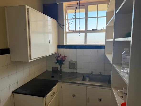 Flat & Apartment