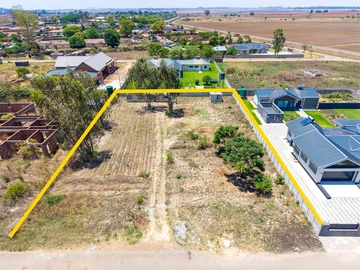 Stands & Residential Land