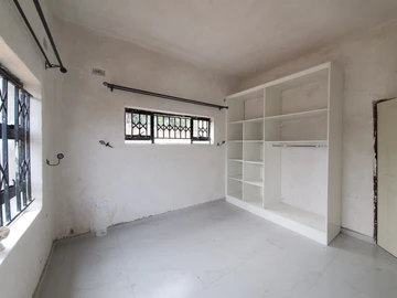 3 Bedroom Garden Flat