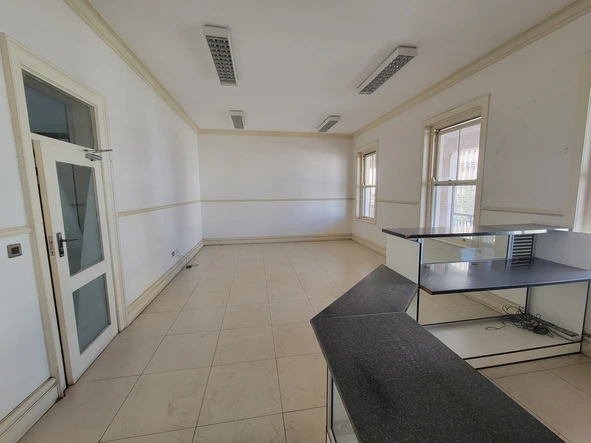 Shop & Retail Property