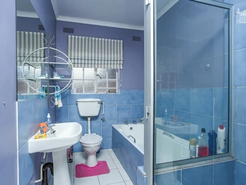 3 Bedroom Garden Flat