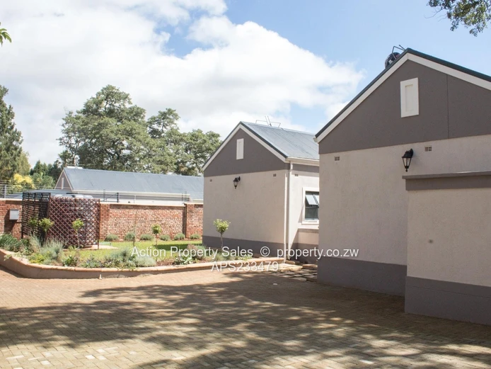 3 Bed Townhouse Available 1st Feb. USD$2,100 + Rates 